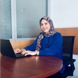 Zineb Errouifi